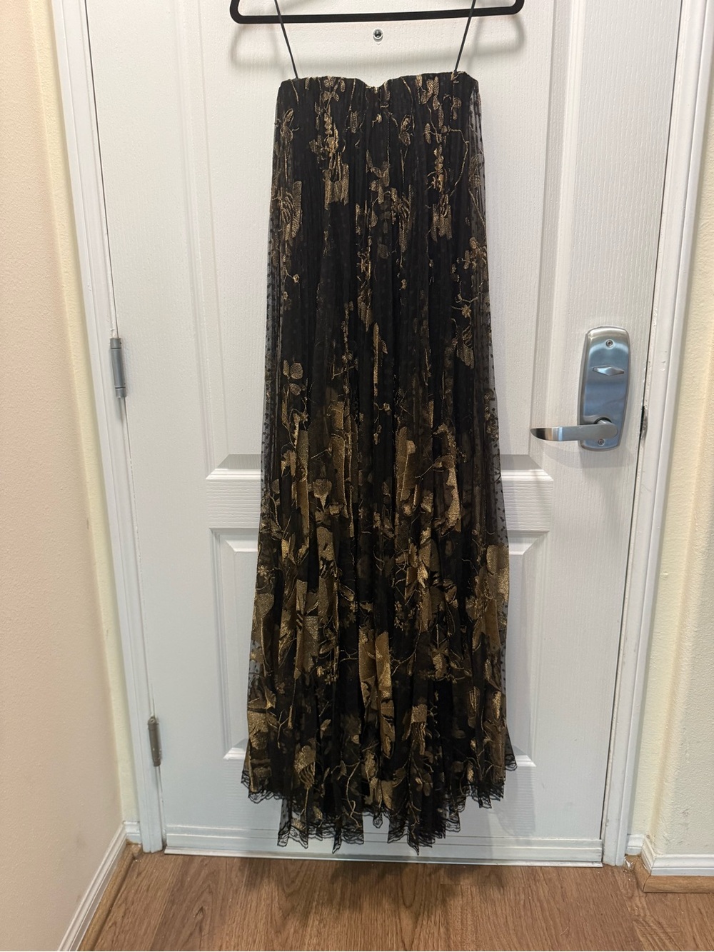 Helsi Delphine Strapless Pleated Sheer Lace Maxi Dressyy black/Gold Size S NWT - Picture 5 of 9